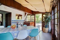 Cottage mit Gemeinschaftspool