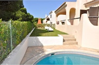 Traditionele Portugese villa in rustieke stijl met prive zwembad