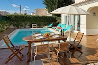 Villa in Carvoeiro mit Strand & Pool