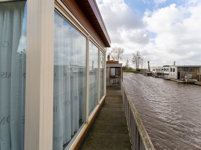Gepflegtes Chalet mit Schaluppe in Bantega auf dem Wasser, Bantega