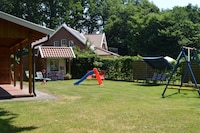 Ferienhaus in Lindern mit Garten & Terrasse