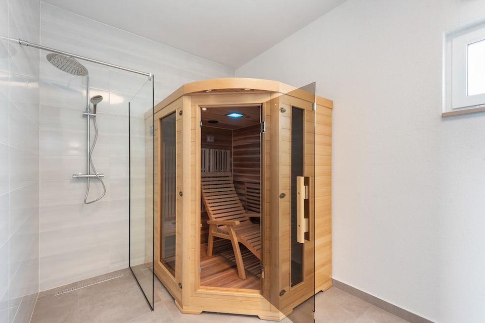 Casa Vacacional en Vir con Piscina y Sauna, Vir