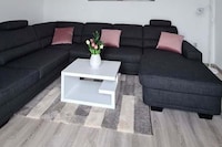 Luxe appartement met verwarmd zwembad in Starigrad
