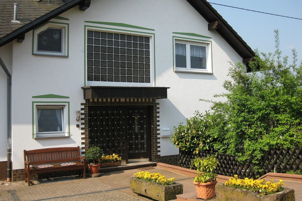 Apartamento en Wilsecker con vistas al Valle Kyll, Wilsecker