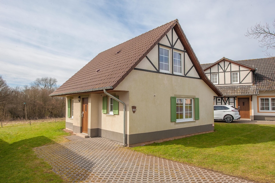 Radiant villa, near river Moselle, Ediger-Eller