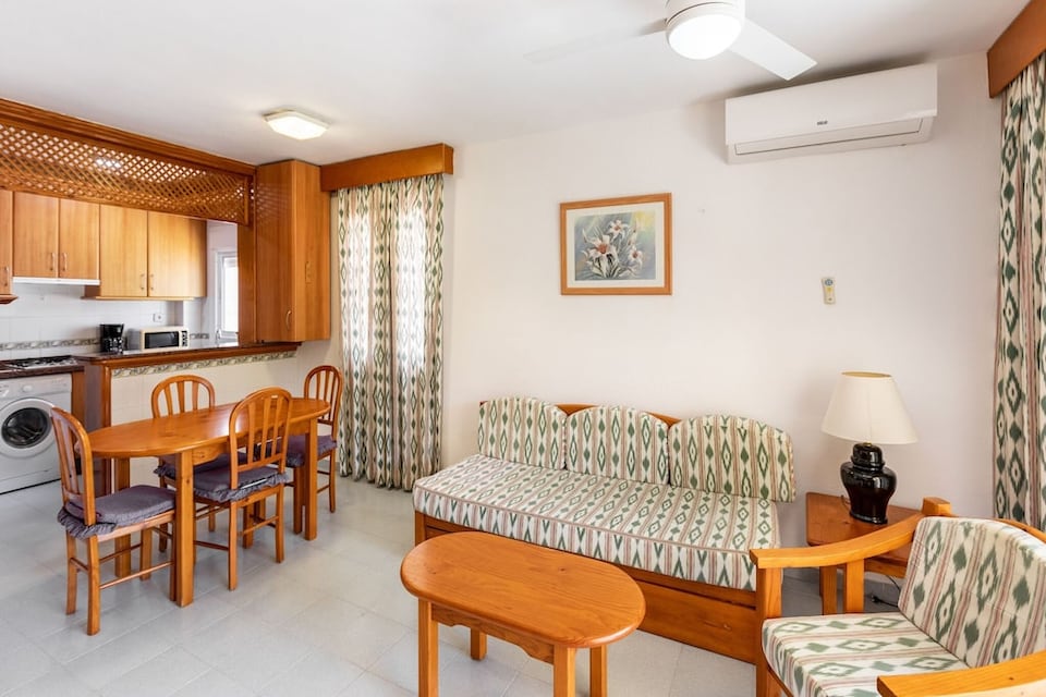 Charming Family Apartment, Roquetas de Mar