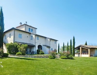 Wohnung in der Toskana mit Golf & Pools