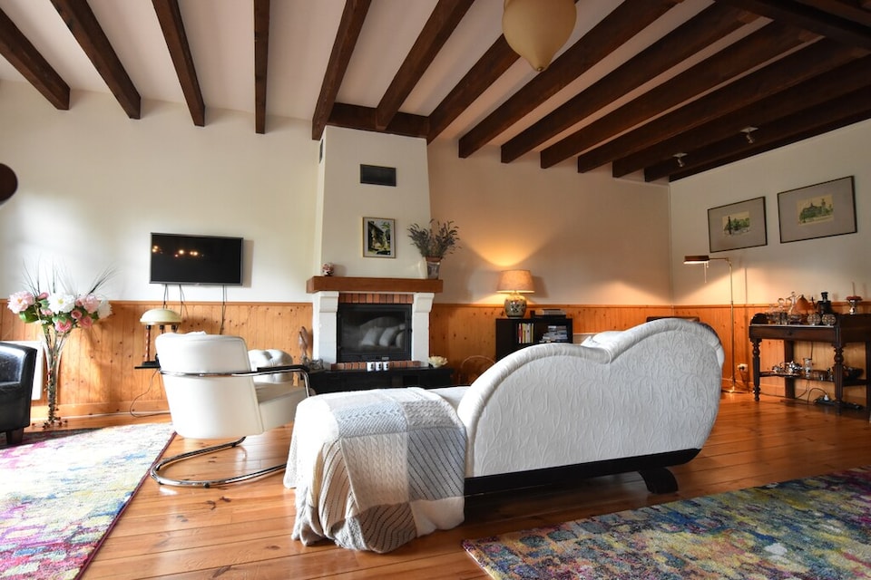 Casa en Le Châtelet con Piscina, Le Châtelet