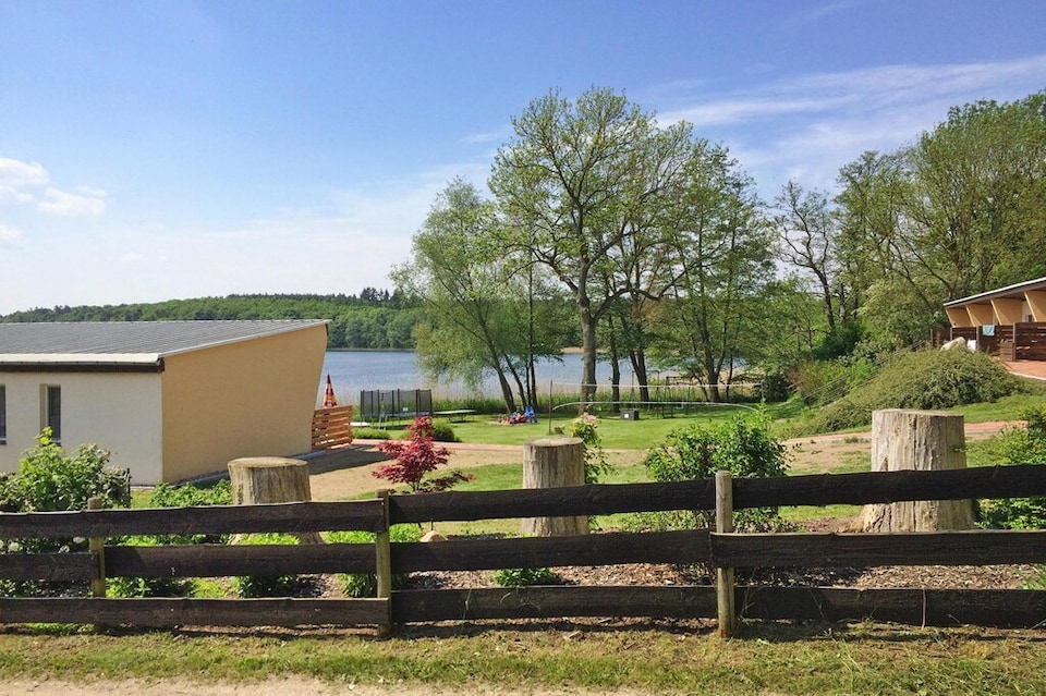 Bungalow en Lago Groß Labenz con vistas, Warin