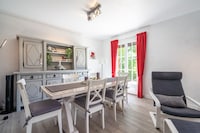Beautiful villa with private heated pool