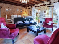 Holiday Home in Saint-Caprais near Dordogne