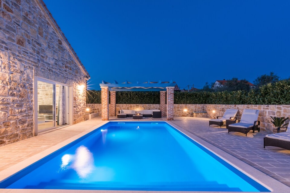 Villa met privézwembad in Sukošan, Sukošan