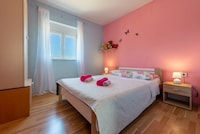 Ferienhaus in Lisicic mit Pool