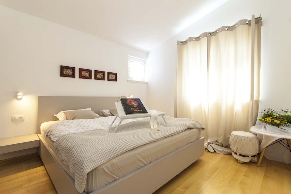Encantadora villa con piscina, Šibenik