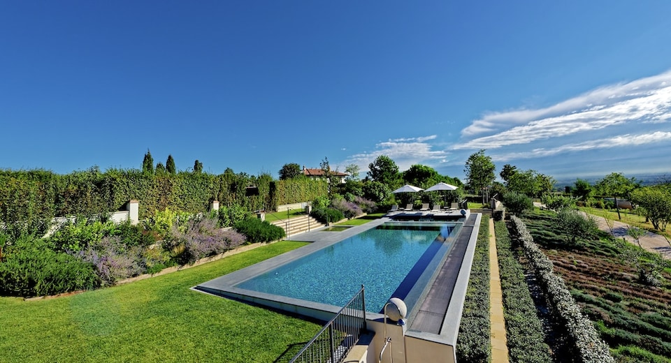 Villa in Emilia Hills with Spa & Golf Access, Varignana-Palesio
