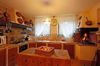 Wohnung in Cetona mit Pool