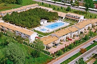 Terraced House Bibione near Sandy Beach