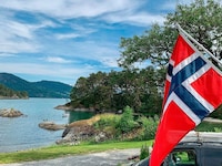 Seaside Serenity in Hardangerfjord-By Traum