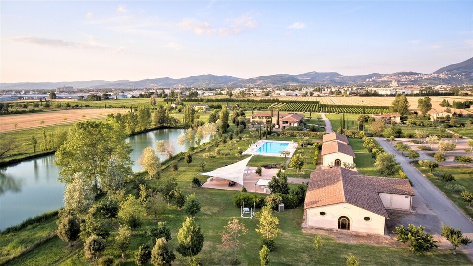 Appartement à Assise avec Piscine & Spa, Santa Maria degli Angeli