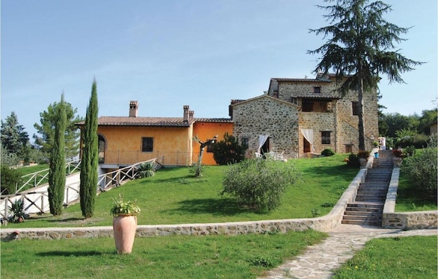 Villa a Montalbano con Vista