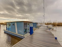 Hausboot in Volendam nahe Fort Edam