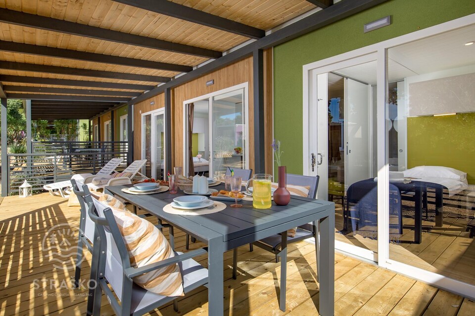 Mobil-home à Pag près de la plage, Novalja