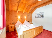 Apartment in Huben near Ski Slopes