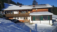 Chalet in Schwarzenberg near Ski Lift
