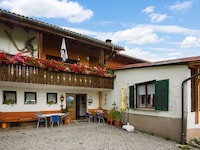 Chalet in Schwarzenberg near Ski Lift