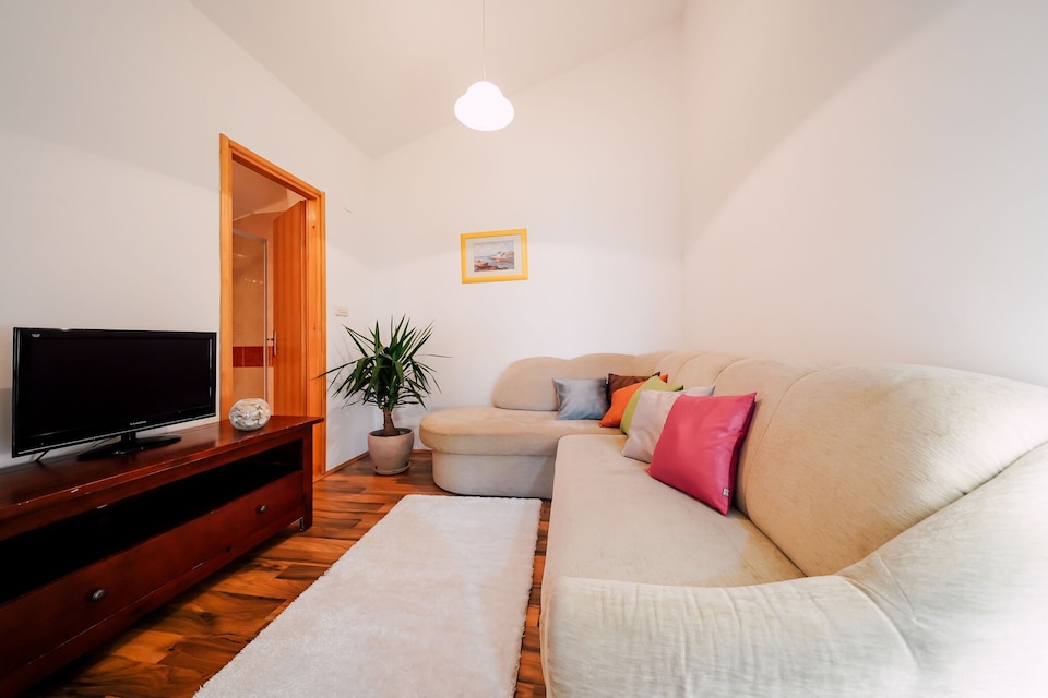 Encantador apartamento de 2 dormitorios, Ljubač