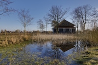 Villa im Wieringer Park mit Garten