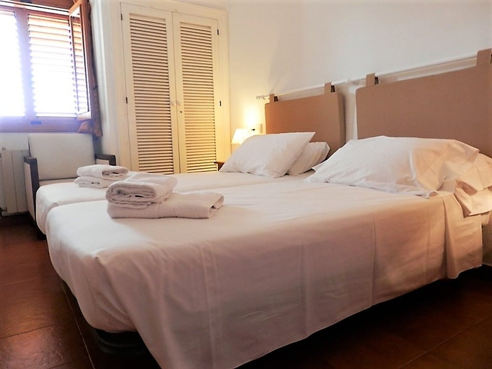 Villa en Ibiza con Piscina Privada, Siesta