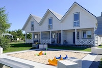 Terraced House near Baltic Sea and Golf Course