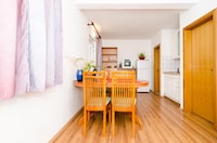 Apartments Ereš Zuronja-One-Bedroom Apartment with Sea View 3