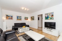Apartment Iva - Two-Bedroom Apartment with Balcony and City View