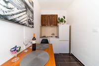 Apartments Dub - One-Bedroom Apartment (no.3)