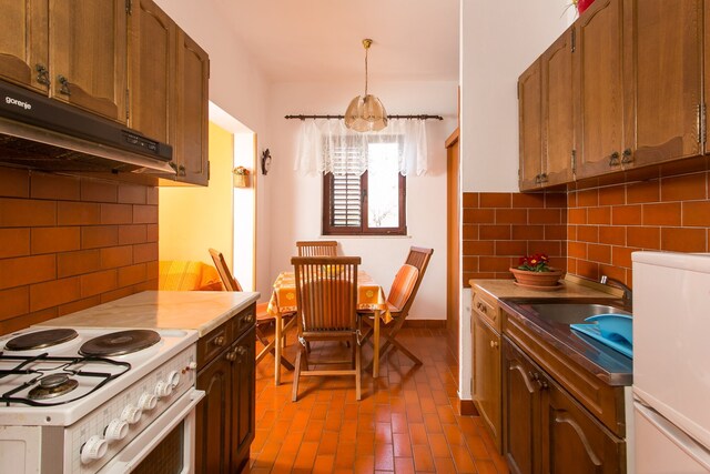 Apartments Neve - Two-Bedroom Apartment with Balcony and Sea View, Štikovica