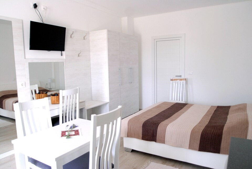 Villa Samba - Studio with Terrace and Sea View - gasi se, Mlini