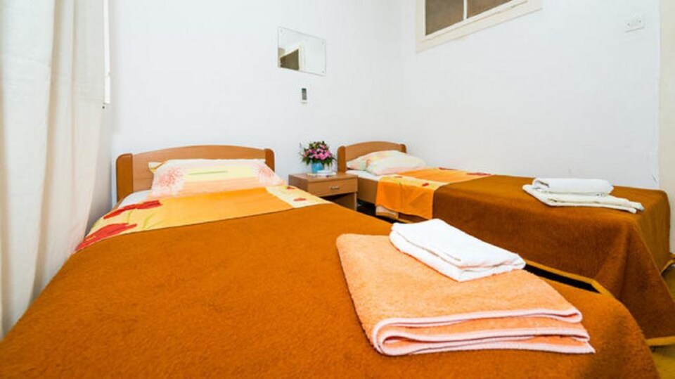 Rooms Kisic - Twin Room with Shared Bathroom, Dubrovnik