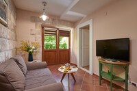 Apartment Borna - One-Bedroom Apartment with Terrace