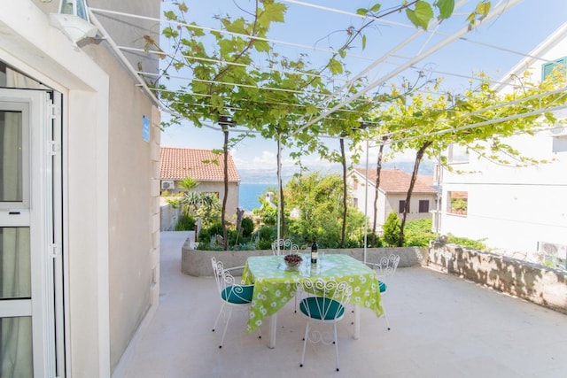 Studio-appartement met terras met uitzicht op zee