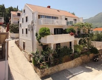 Apartments Magda- Backside Studio Apartment (Apartment 4)