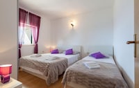 Apartments Nena (ST) - One Bedroom Apartment with Terrace and Sea View (A4)