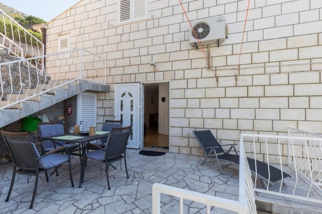 Apartment Milić - Two Bedroom Apartment with Terrace and Sea View (Sinjska 15), Dubrovnik