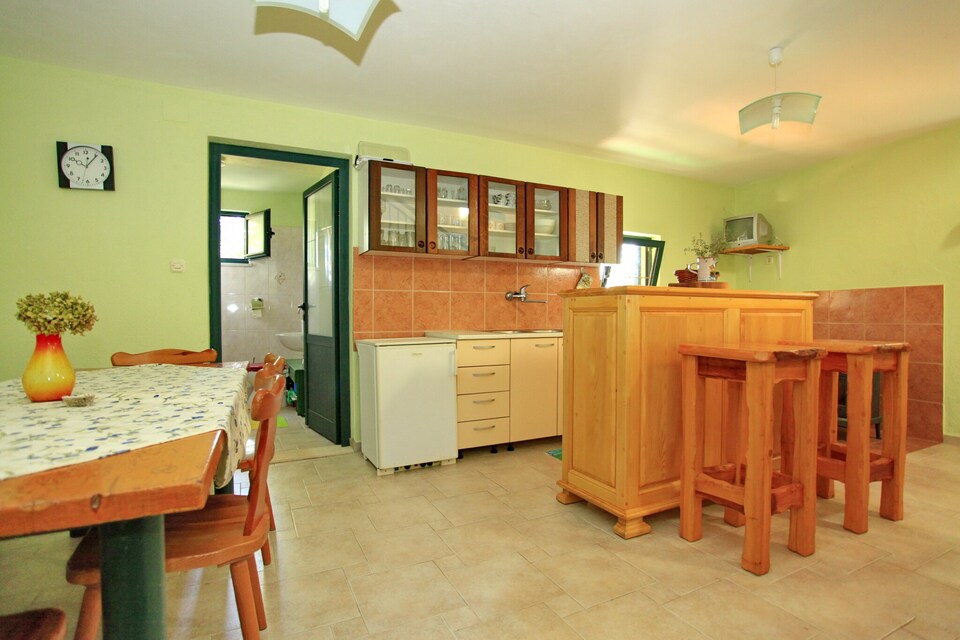 Stone House Oreb's Cottage - Two Bedroom Stone House with Terrace and Garden View, Vela Luka