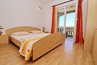 Apartments Veselka, Lumbarda - One Bedroom Apartment with Terrace and Sea View (Apt 7)