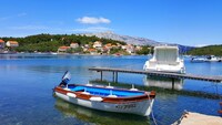 Apartments Veselka, Lumbarda - One Bedroom Apartment with Terrace and Sea View (Apt 7)