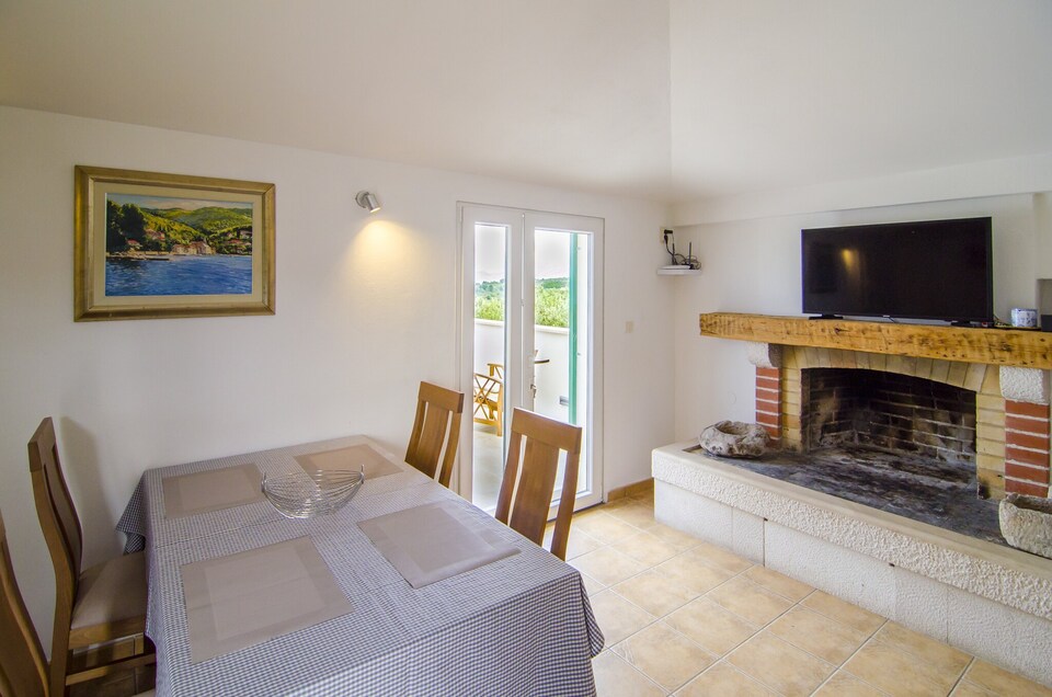 Holiday Home Bliss - Holiday Home with Outdoor Pool and Sea View (ST), Splitska