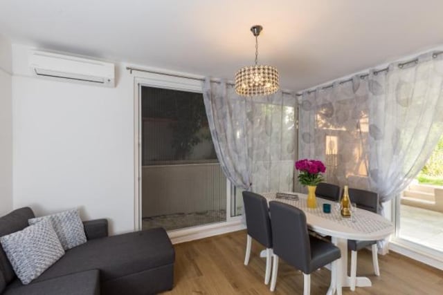 Apartment Hitri - One Bedroom Apartment with Terrace and Garden View, Dubrovnik
