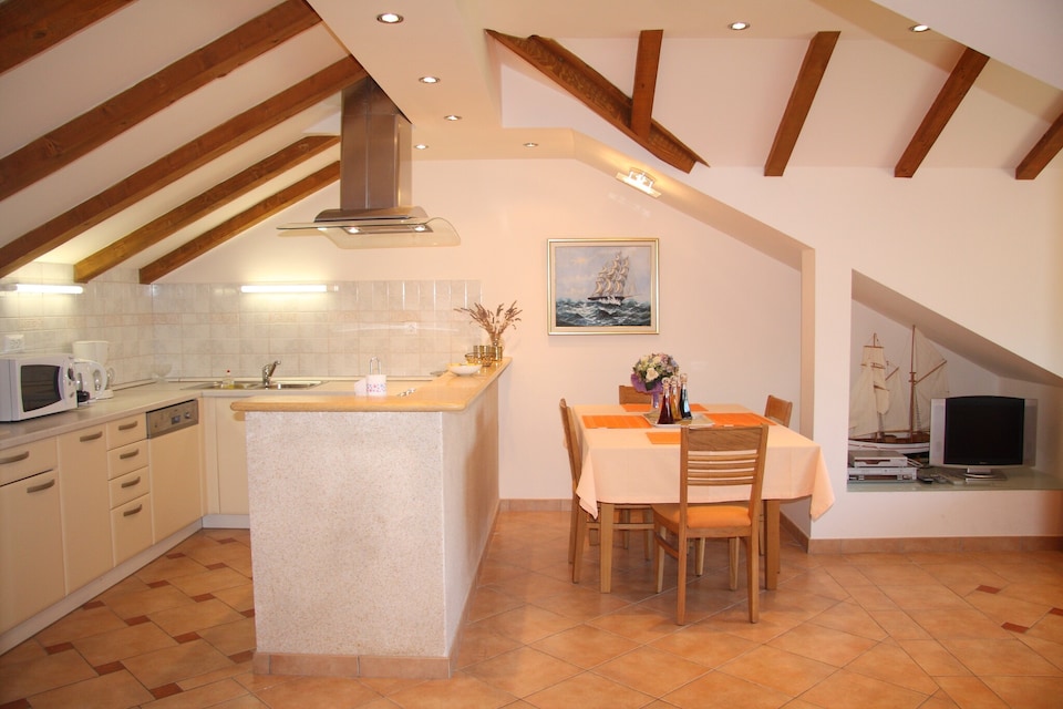 Villa Alegria Cavtat - Comfort Two Bedroom Apartment with Sea View (Apartment C), Cavtat